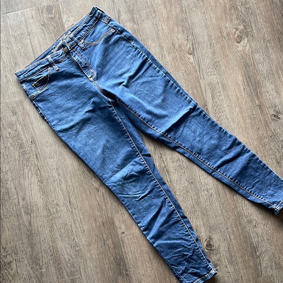 High Rise Jegging - Picture 4 of 8